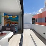 Petit Penthouse Canteras Apartment