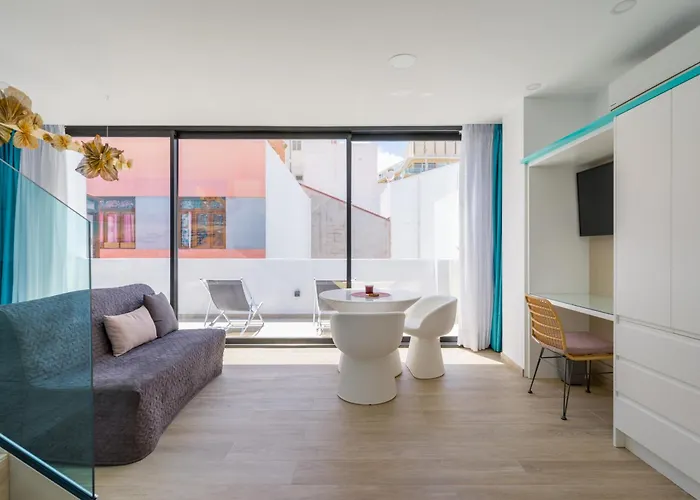 Petit Penthouse Canteras *